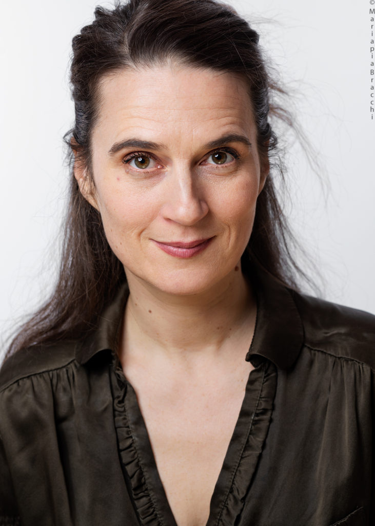 Anna SCHMUTZ Comedienne dramaturge